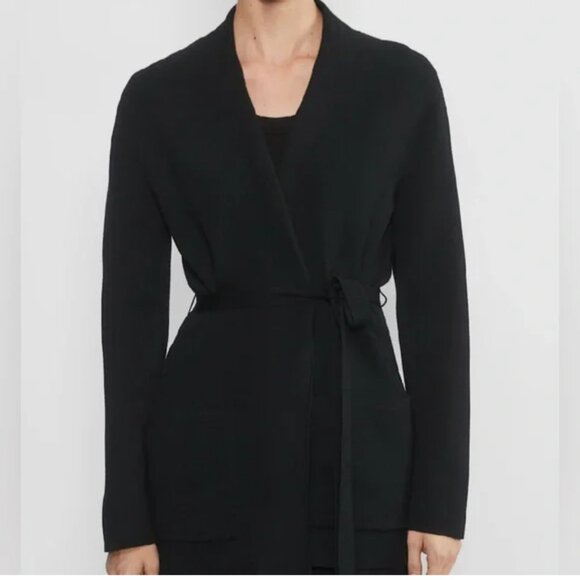 Aritzia Ty Cardigan Short in Black - Picture 1 of 10